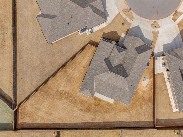 5721 Goldstone Court, Mustang, OK 73064