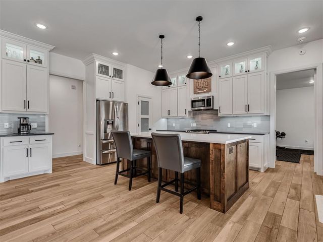 5721 Goldstone Court, Mustang, OK 73064