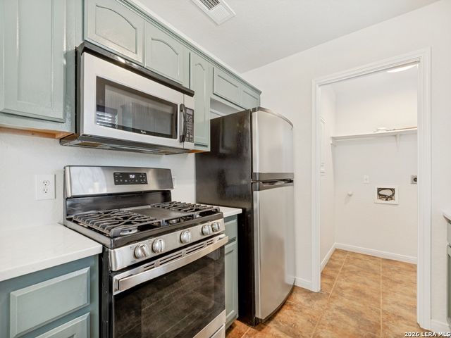 511 S MESQUITE ST, San Antonio, TX 78203