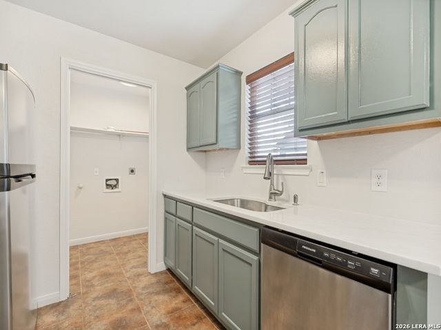 511 S MESQUITE ST, San Antonio, TX 78203