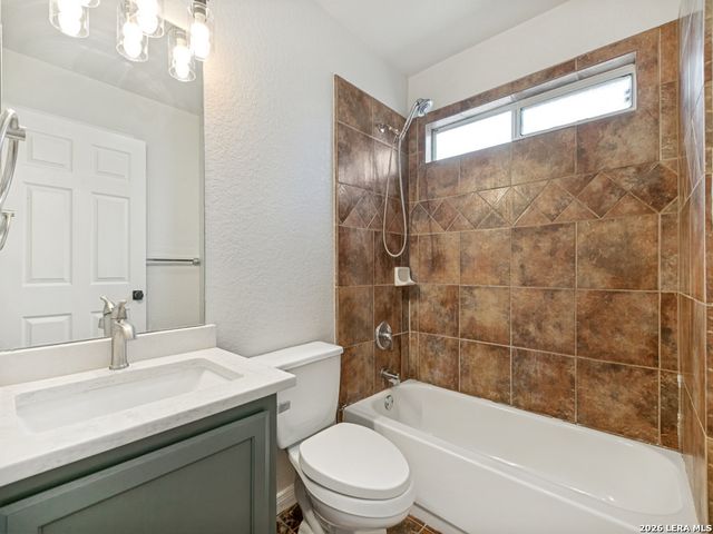 511 S MESQUITE ST, San Antonio, TX 78203
