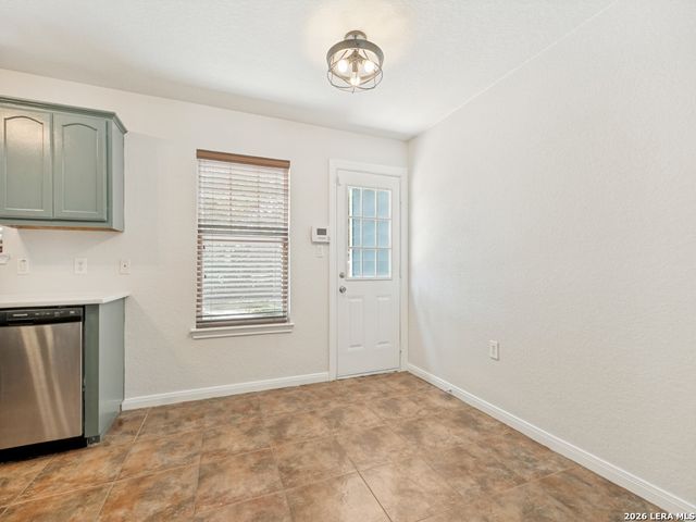 511 S MESQUITE ST, San Antonio, TX 78203