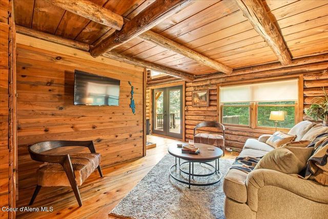 455 Juneberry Lane, Priest River, ID 83856