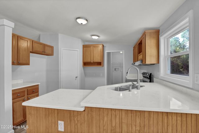 270 Williams Store Road, Hampstead, NC 28443