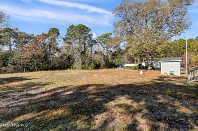 270 Williams Store Road, Hampstead, NC 28443