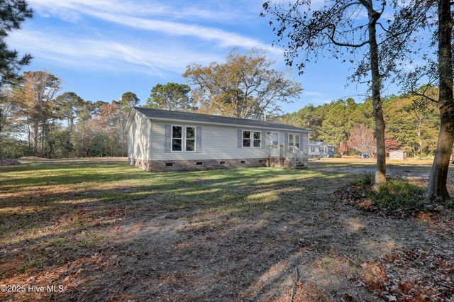 270 Williams Store Road, Hampstead, NC 28443