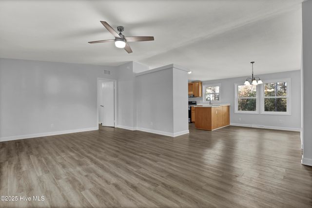 270 Williams Store Road, Hampstead, NC 28443