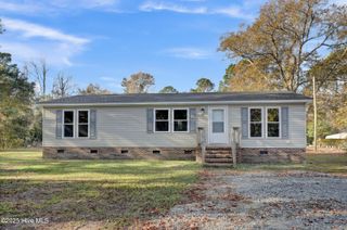 270 Williams Store Road, Hampstead, NC 28443