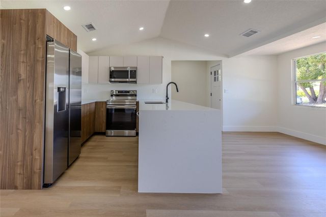 4502 S GRADY AVENUE, Tampa, FL 33611
