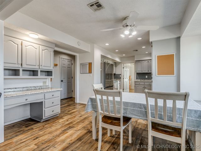 7722 N 130th East Avenue, Owasso, OK 74055