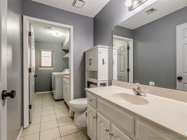 7722 N 130th East Avenue, Owasso, OK 74055