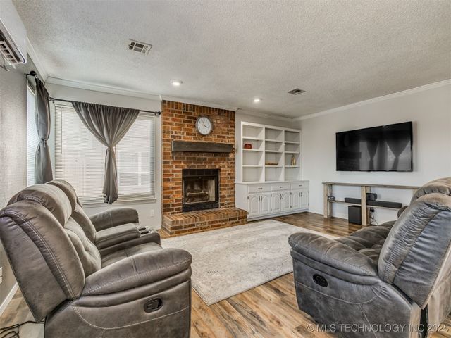 7722 N 130th East Avenue, Owasso, OK 74055