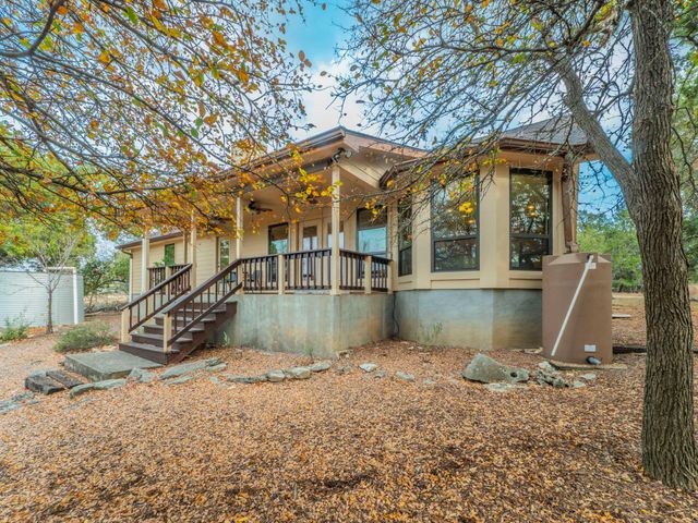 25 Ranch View TRL, Wimberley, TX 78676
