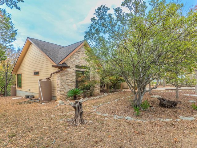 25 Ranch View TRL, Wimberley, TX 78676