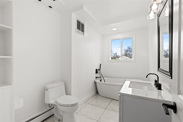 22589 Bell Brook Street, Southfield, MI 48034