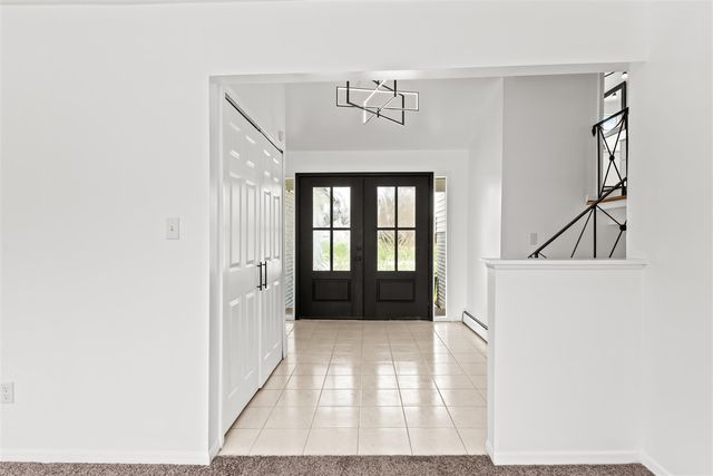 22589 Bell Brook Street, Southfield, MI 48034