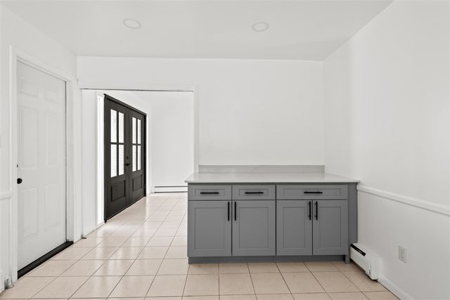 22589 Bell Brook Street, Southfield, MI 48034