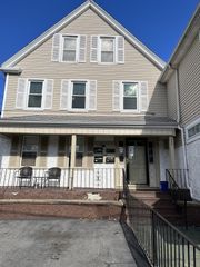 344 North Ave 2, Abington, MA 02351