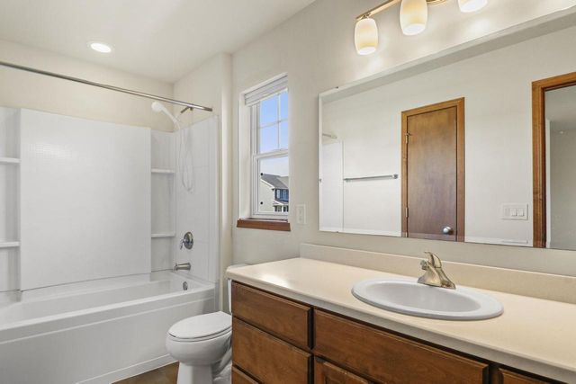 9332 HARVEST MOON LANE, Verona, WI 53593