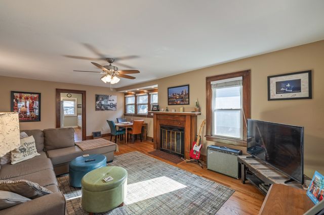 675 34th Street, Des Moines, IA 50312