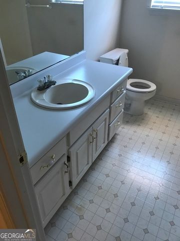 704 Dover Court, Stockbridge, GA 30281