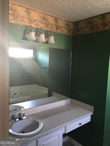 704 Dover Court, Stockbridge, GA 30281