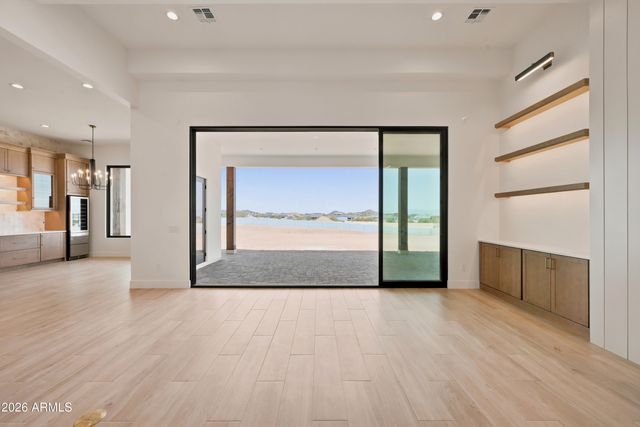 1764 W LUCKY Lane, San Tan Valley, AZ 85144