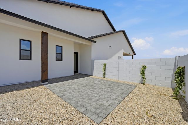 1764 W LUCKY Lane, San Tan Valley, AZ 85144