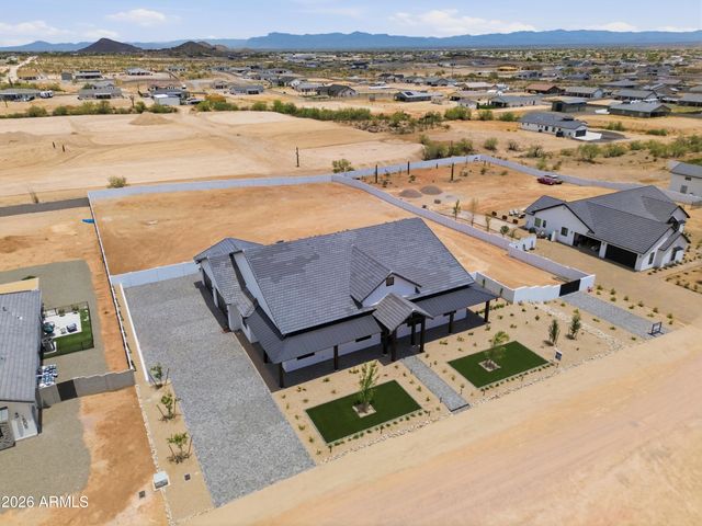 1764 W LUCKY Lane, San Tan Valley, AZ 85144