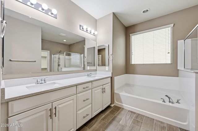 7734 W SHUMWAY FARM Road, Laveen, AZ 85339