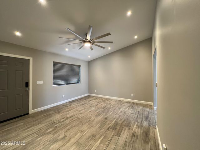 8201 S 26TH Street, Phoenix, AZ 85042