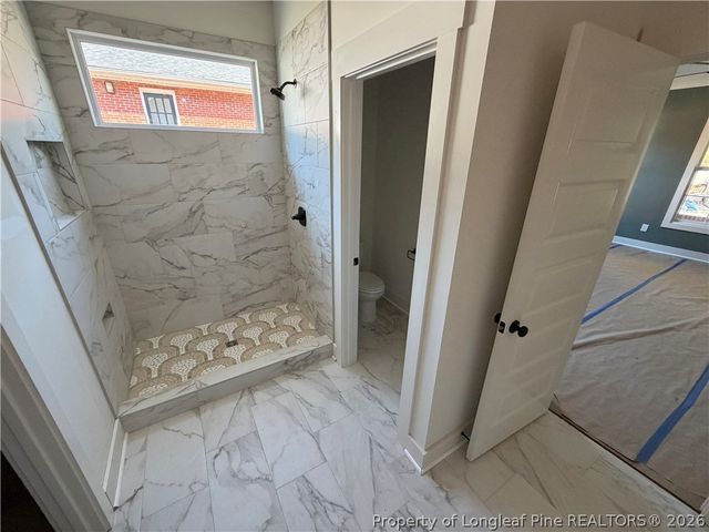 318 Pinecrest Drive, Fayetteville, NC 28305