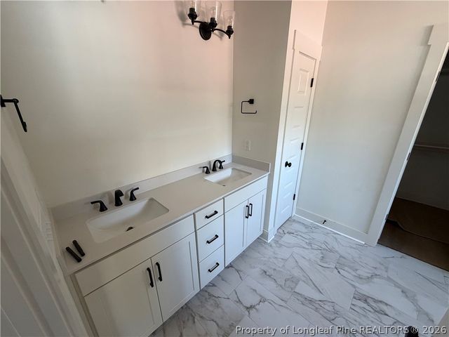 318 Pinecrest Drive, Fayetteville, NC 28305