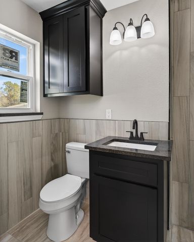 203 S Olive St., Gladewater, TX 75647