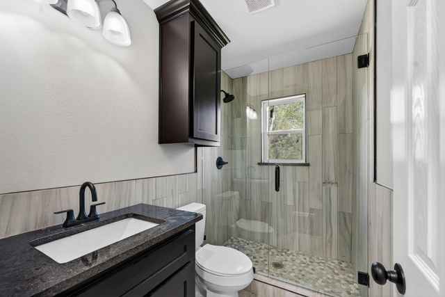 203 S Olive St., Gladewater, TX 75647