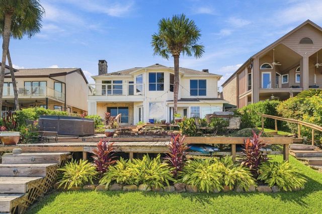 932 Plantation Street, League City, TX 77573