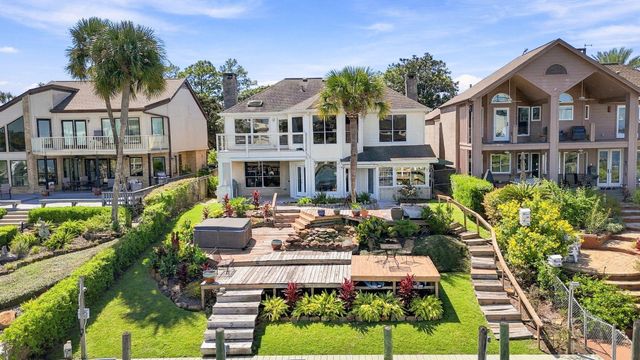 932 Plantation Street, League City, TX 77573