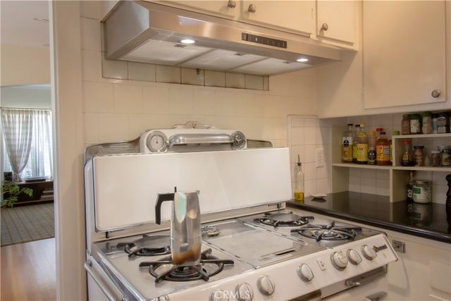 3429 Descanso, Los Angeles, CA 90026