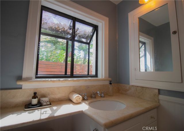 3429 Descanso, Los Angeles, CA 90026