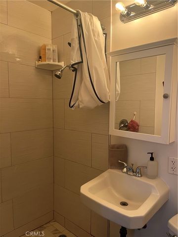 3429 Descanso, Los Angeles, CA 90026
