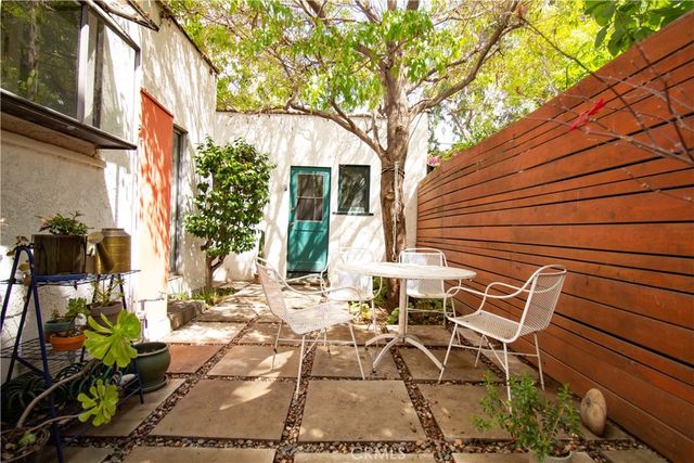 3429 Descanso, Los Angeles, CA 90026