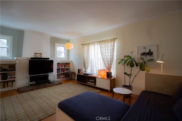 3429 Descanso, Los Angeles, CA 90026