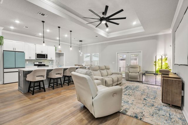 1201 Forest Heights Road, Fort Walton Beach, FL 32547