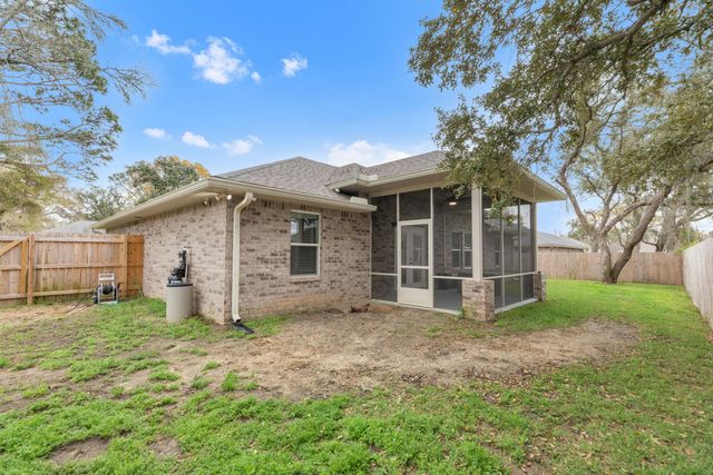 1201 Forest Heights Road, Fort Walton Beach, FL 32547