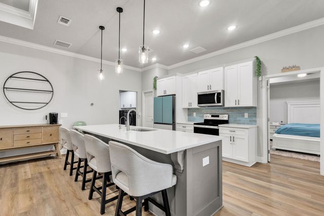 1201 Forest Heights Road, Fort Walton Beach, FL 32547