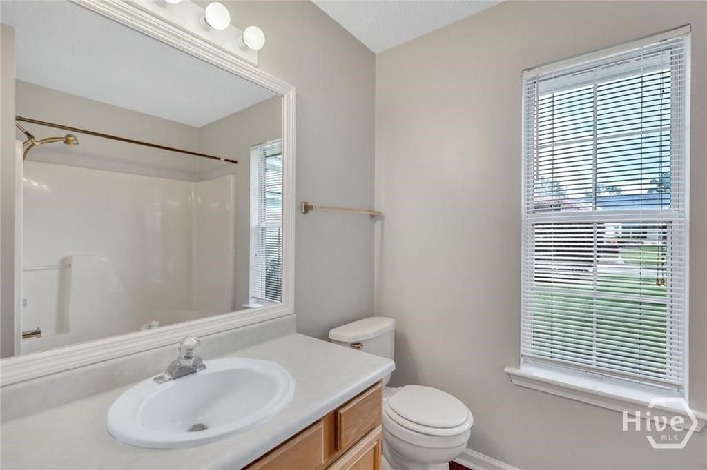 Image 34 of property listing at 314 Teal Lake Drive, Richmond Hill, GA 31324