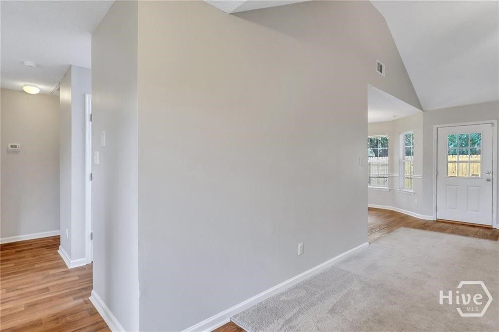 Image 5 of property listing at 314 Teal Lake Drive, Richmond Hill, GA 31324