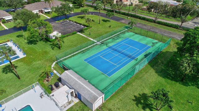 1225 Club Drive W B, Delray Beach, FL 33445