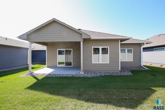 5408 E 65th St Street, Sioux Falls, SD 57108