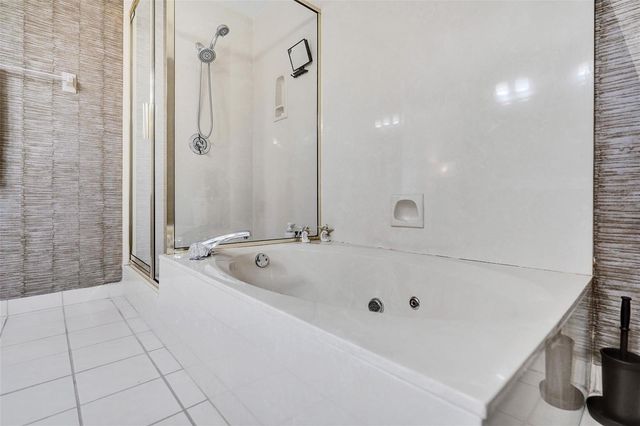 270 Captains Walk 310, Delray Beach, FL 33483